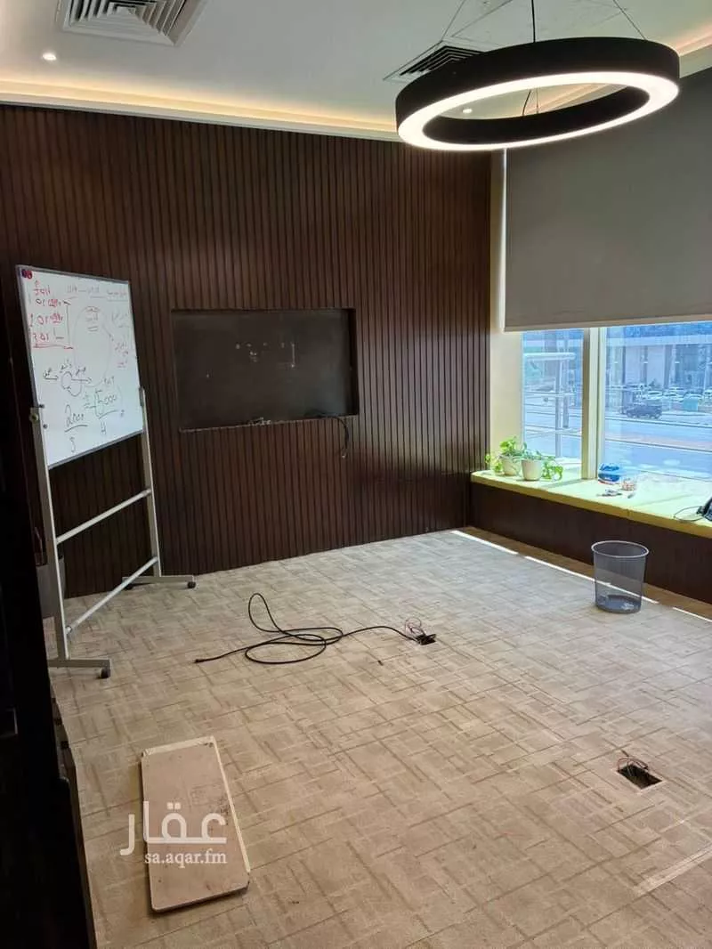 مكتب 120 م² في الياسمين 3