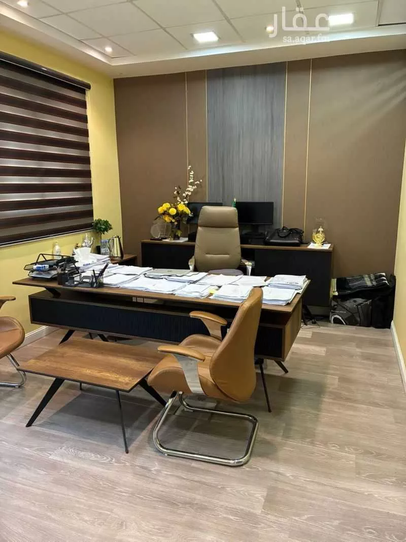 مكتب 145 م² في الياسمين 2