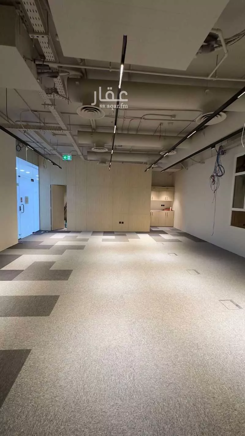 مكتب 150 م² في الروابي 5