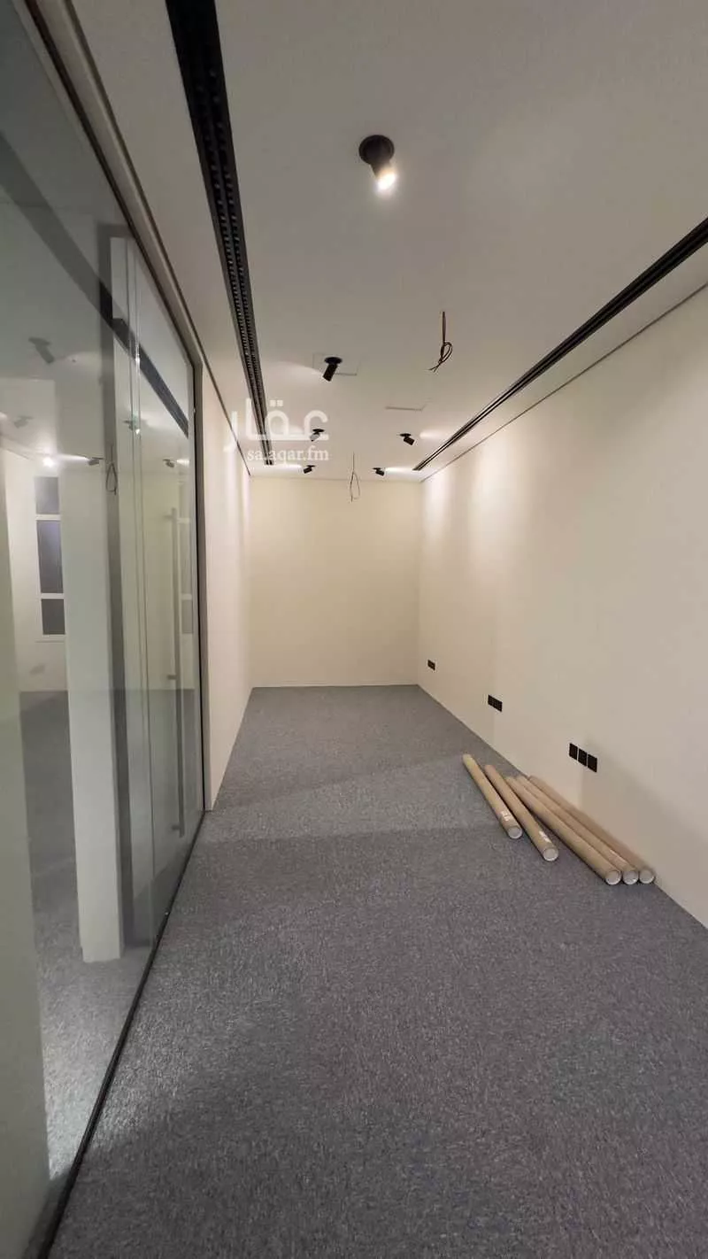 مكتب 150 م² في الروابي 6