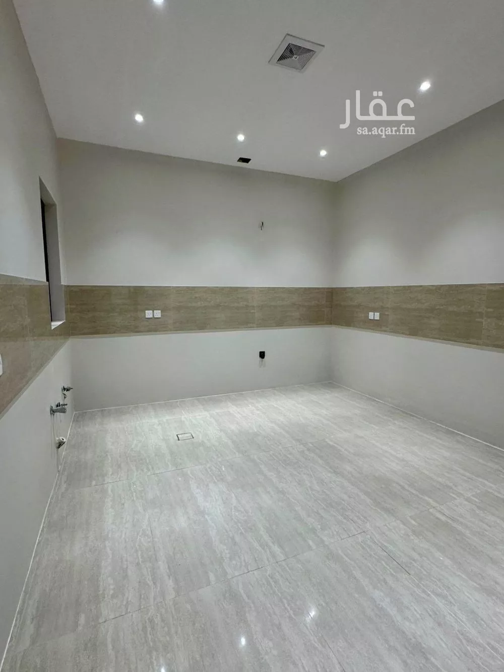 5 bedroom villa in Ash Shulah 9