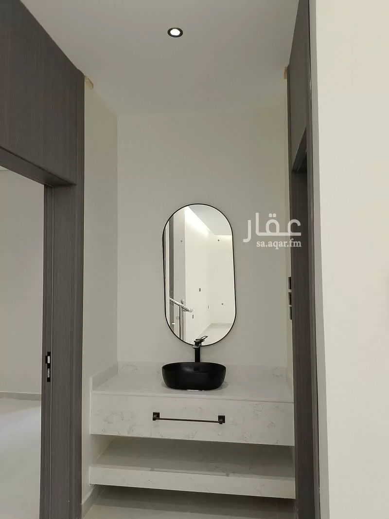 فيلا 9 غرف في احد 7