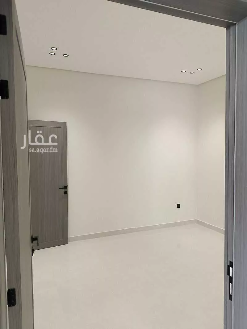 فيلا 9 غرف في احد 10