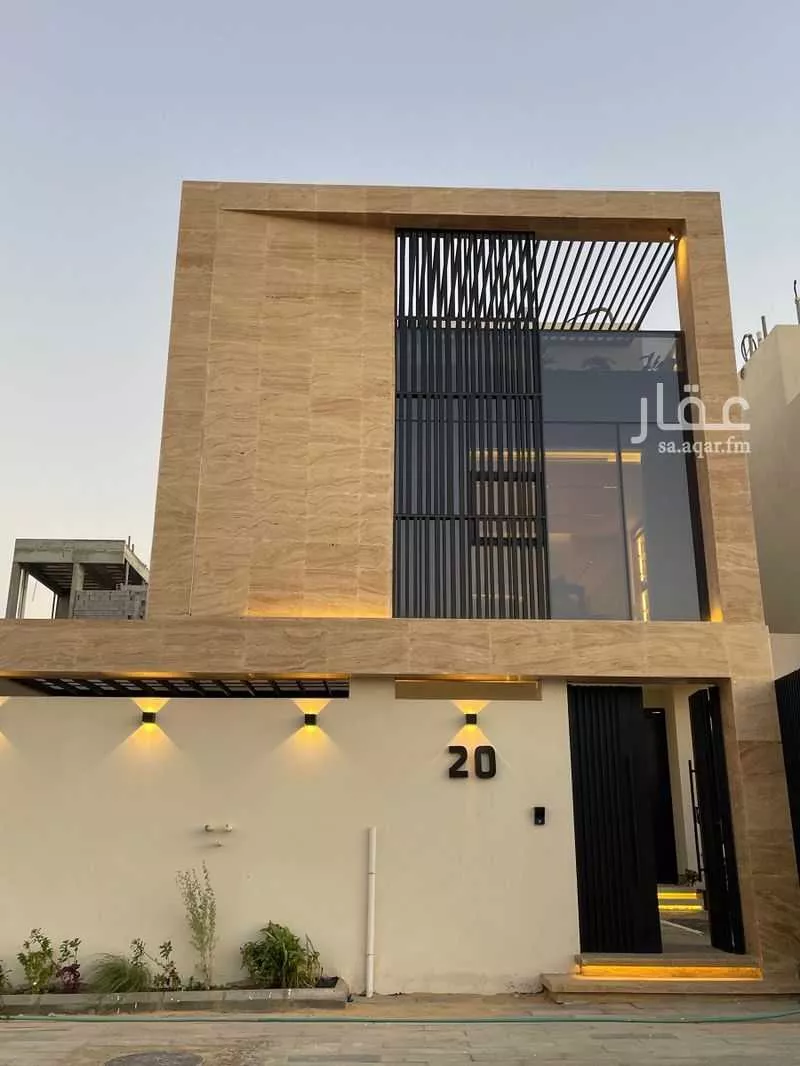 4 bedroom villa in Ash Shulah 6