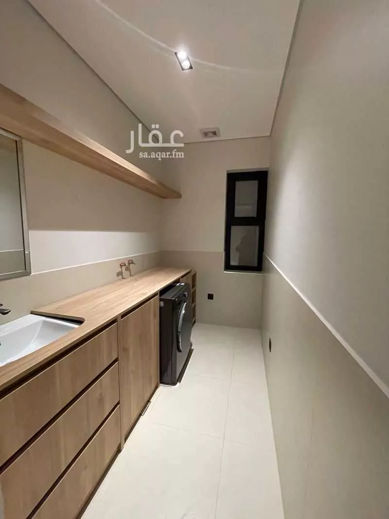 4 bedroom villa in Ash Shulah 8