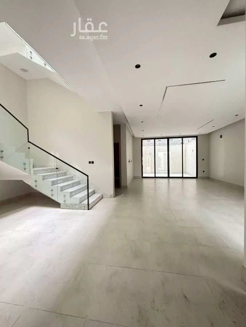 6 bedroom villa in Ash Shulah 16