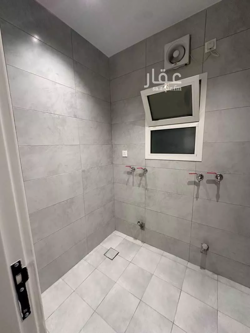 شقة 6 غرف في بطحاء قريش 22