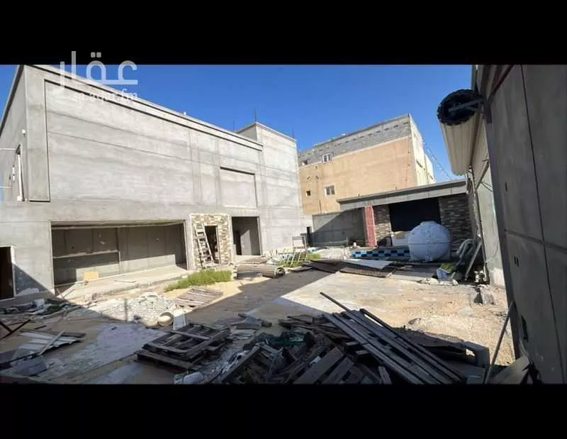 عمارة 575 م² في ضاحية الملك فهد 6