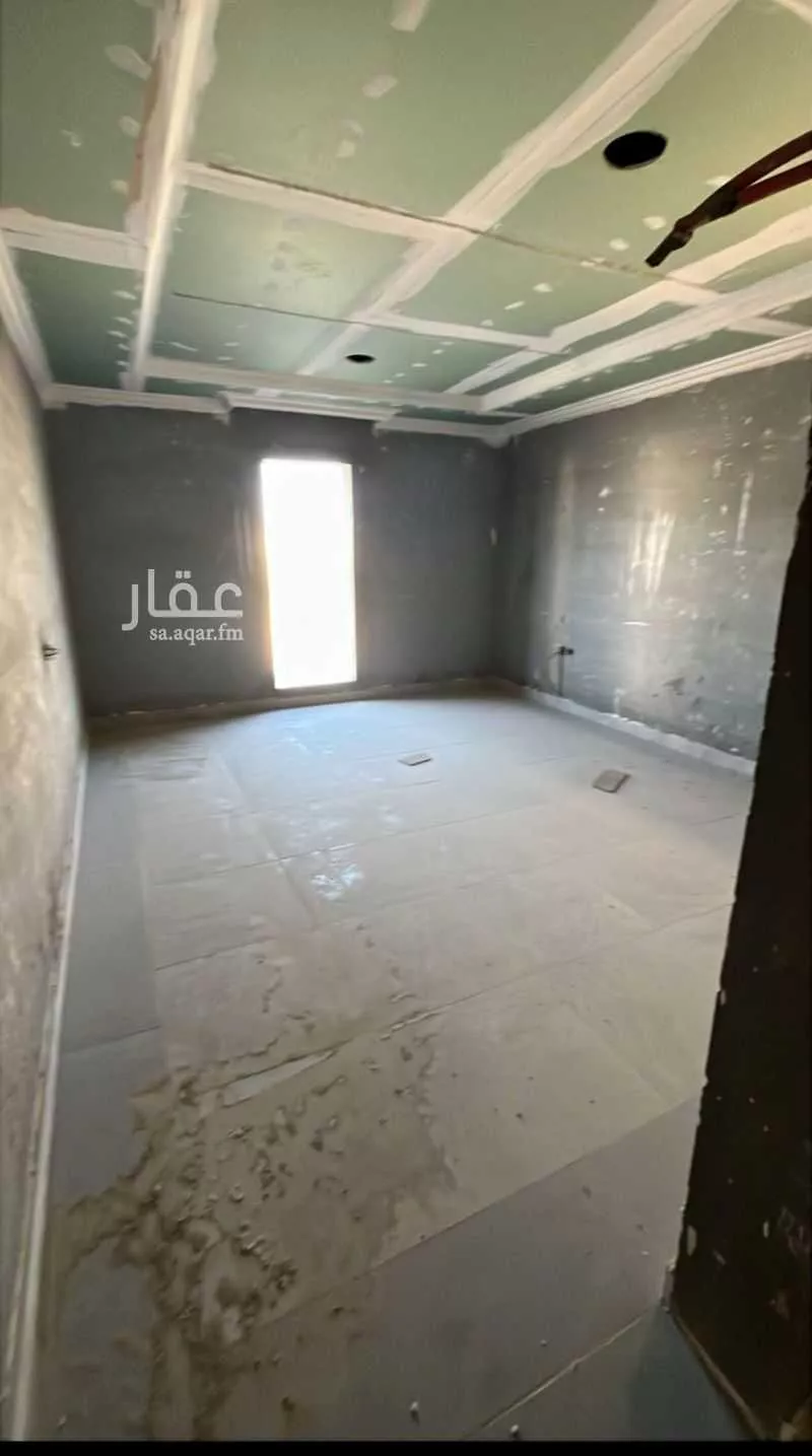 عمارة 575 م² في ضاحية الملك فهد 10