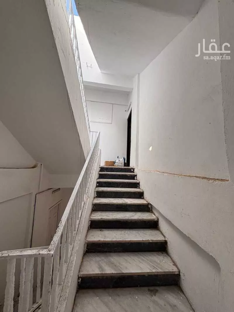 عمارة 214 م² في الدويمة 13