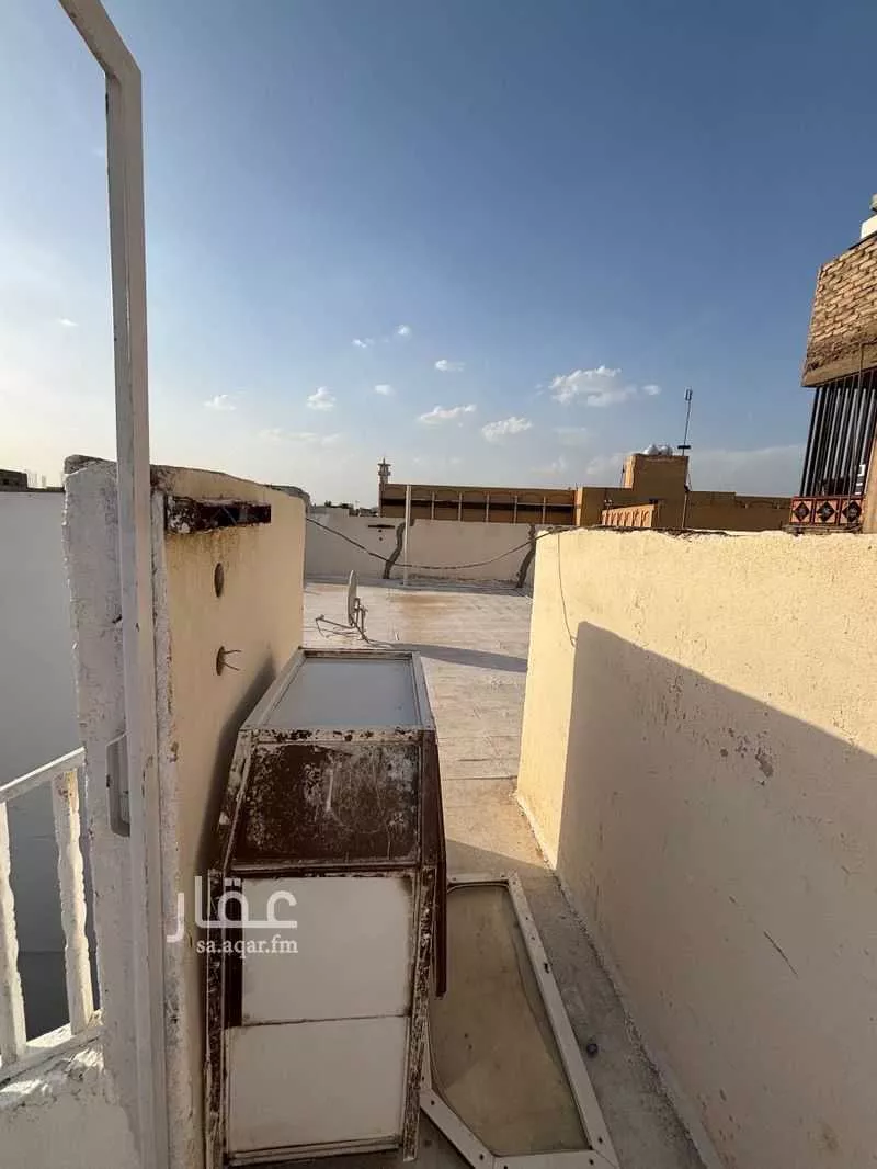 عمارة 214 م² في الدويمة 10