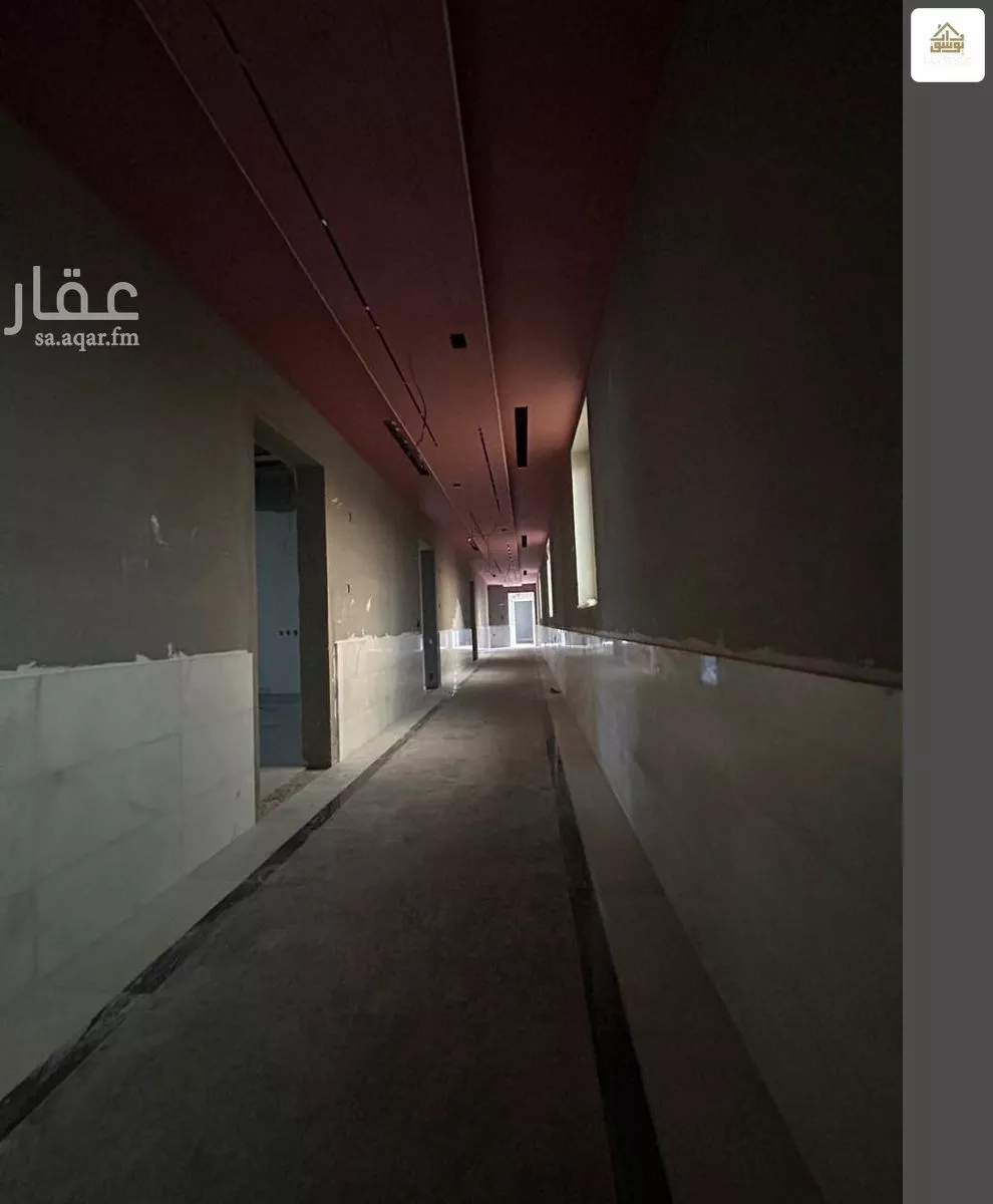 651 sqm office in Al Qaswa 4