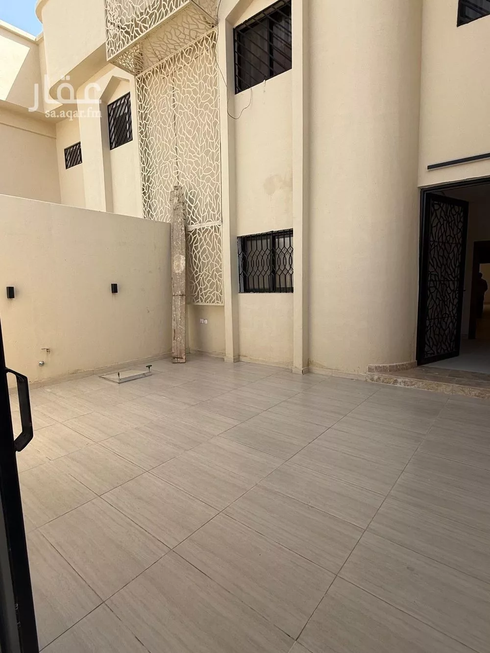 دور 4 غرف في الربوة 17