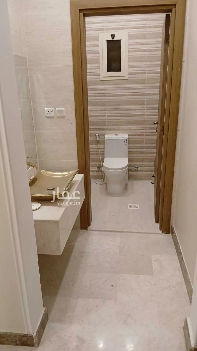 شقة 6 غرف في الصفا 20