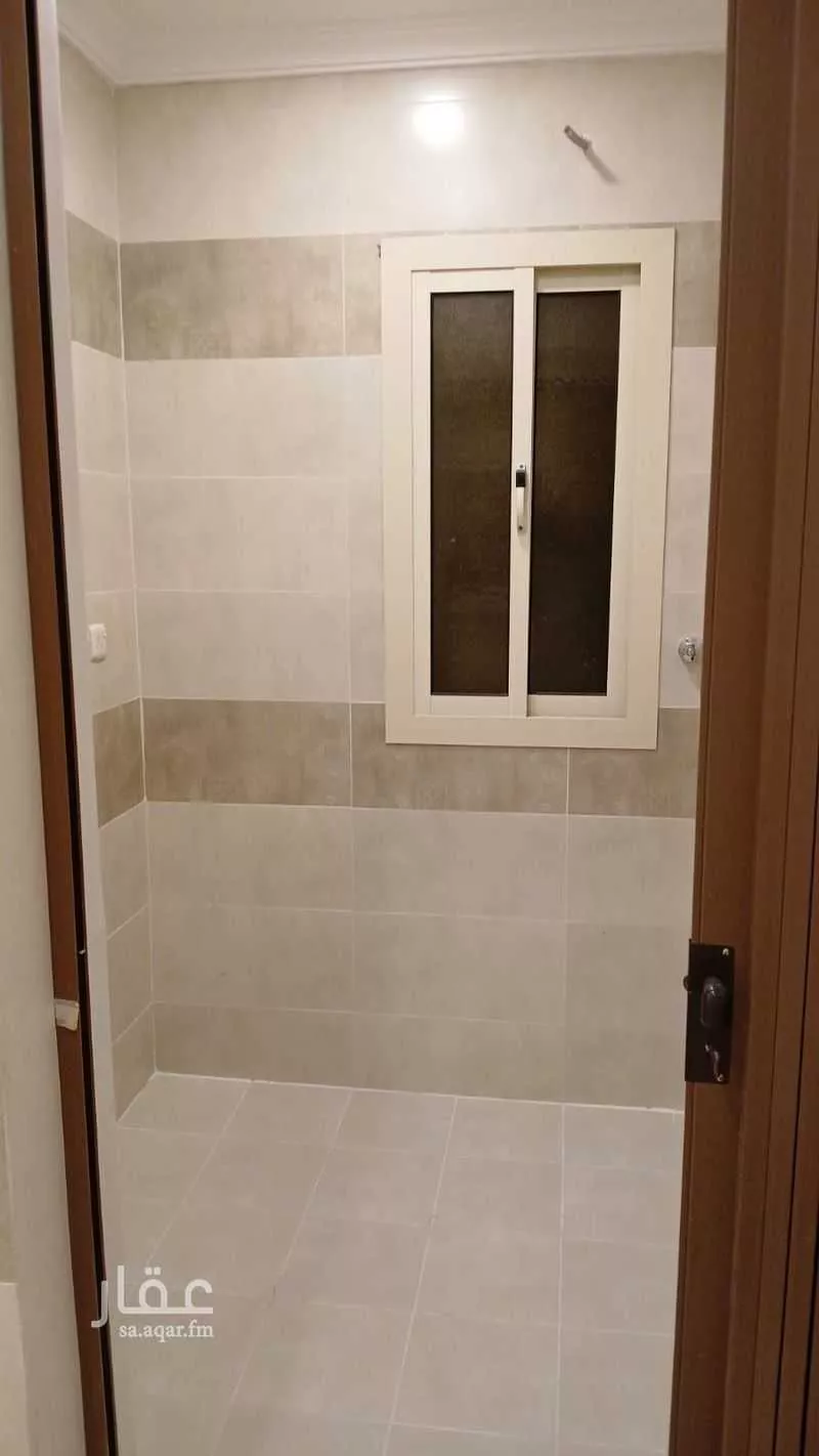 شقة 6 غرف في الصفا 22