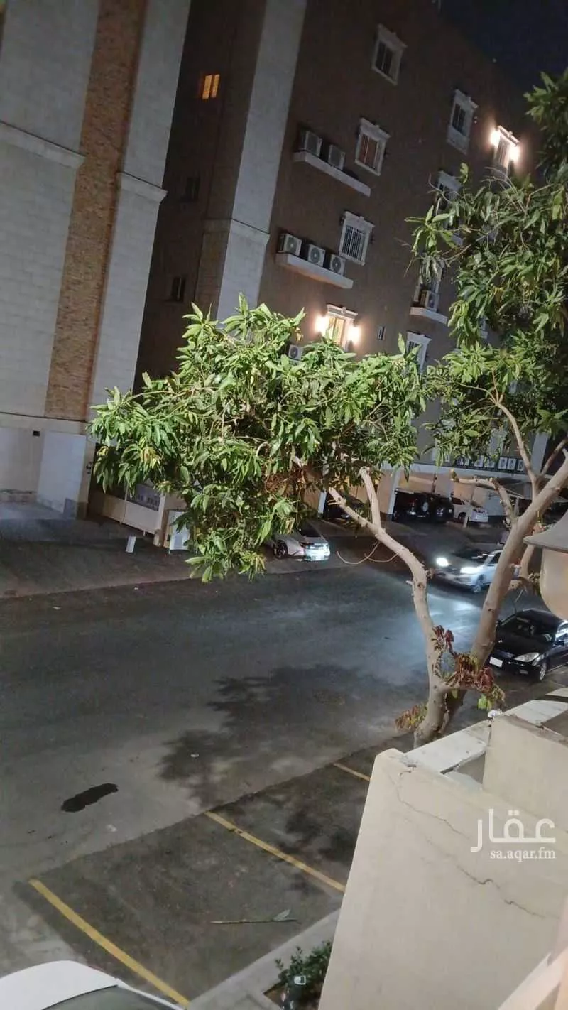 شقة 6 غرف في الصفا 25