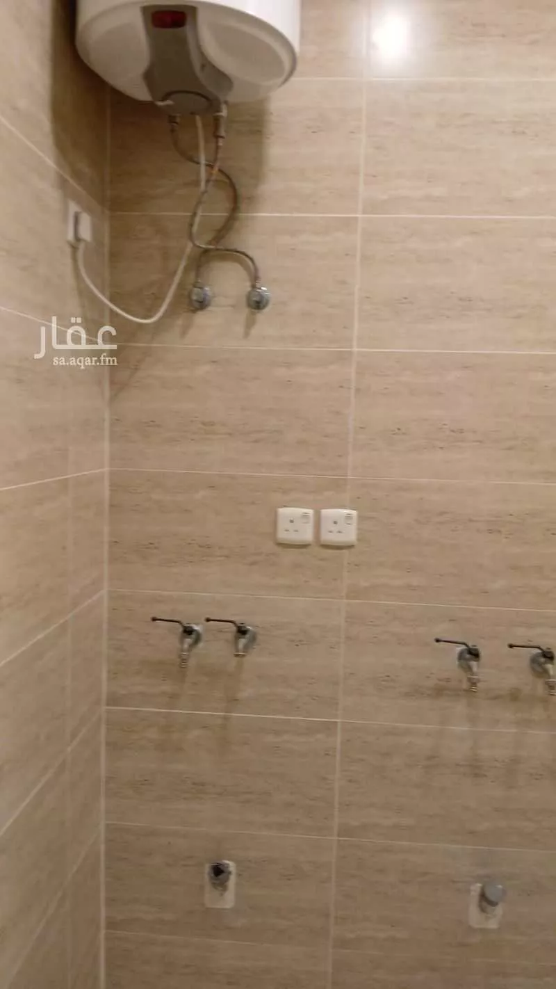 شقة 6 غرف في الصفا 10