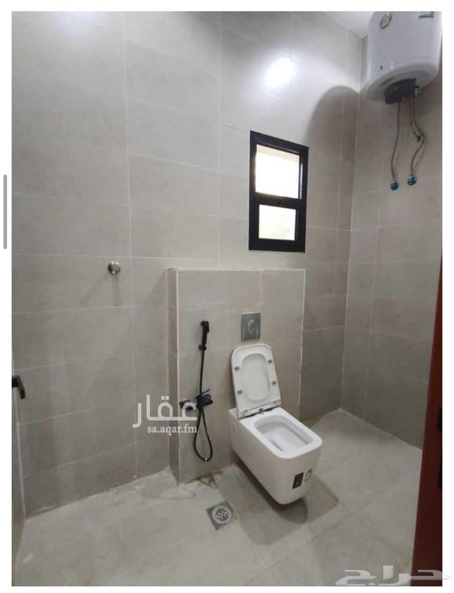 شقة 3 غرف في الرمال 4