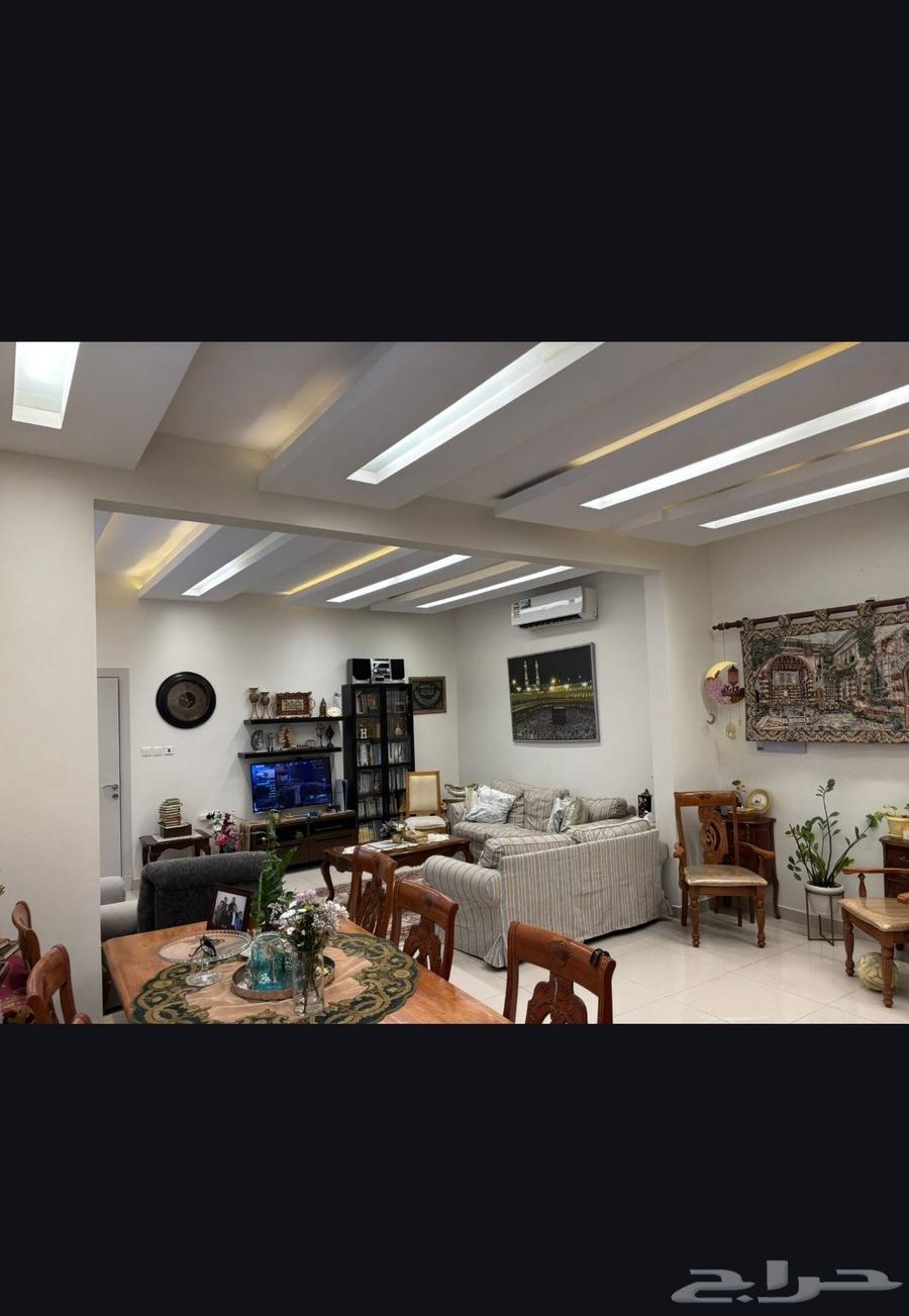 فيلا 15 غرف في الوادي 4