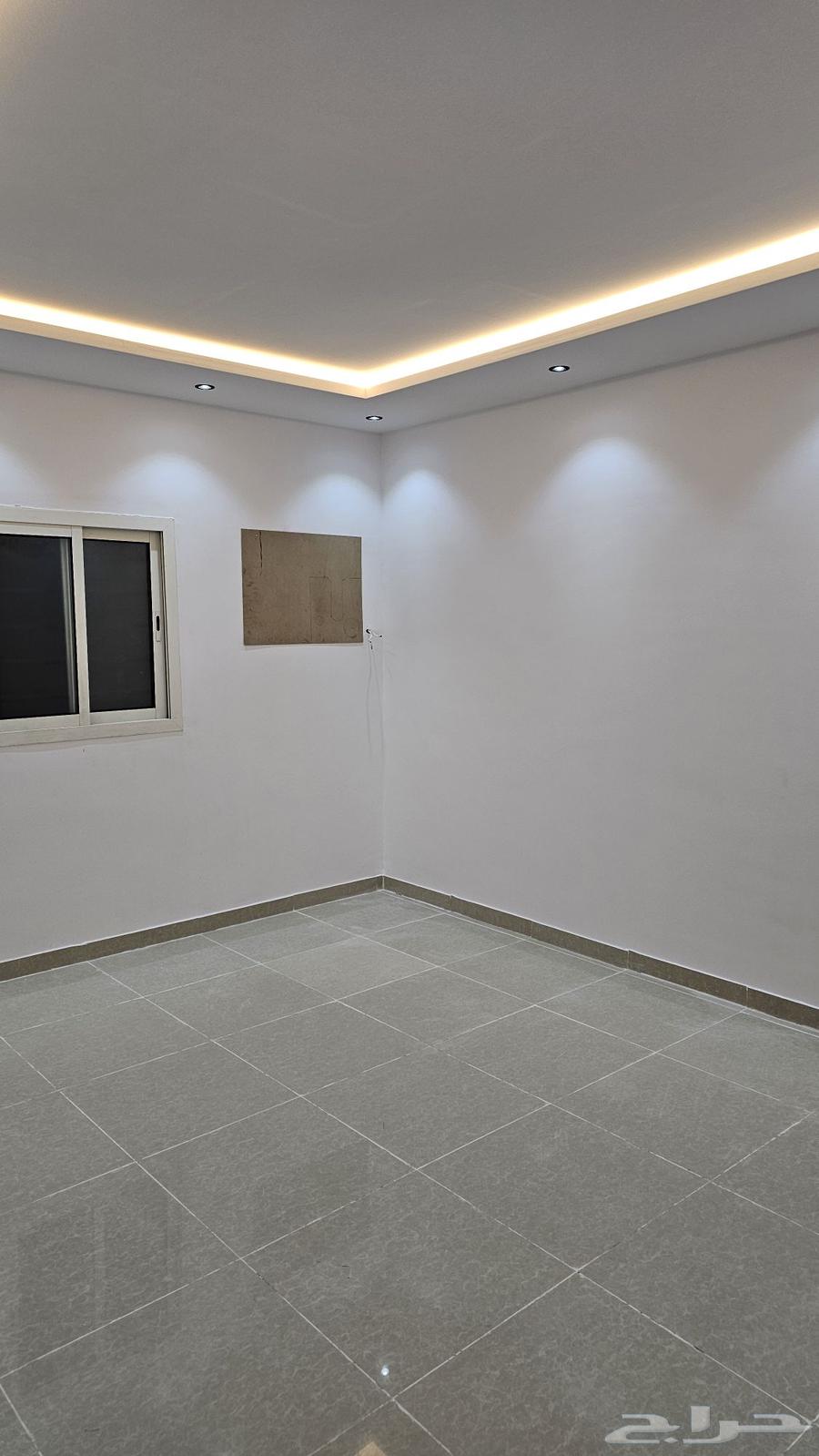 فيلا 10 غرف في العزيزية 3