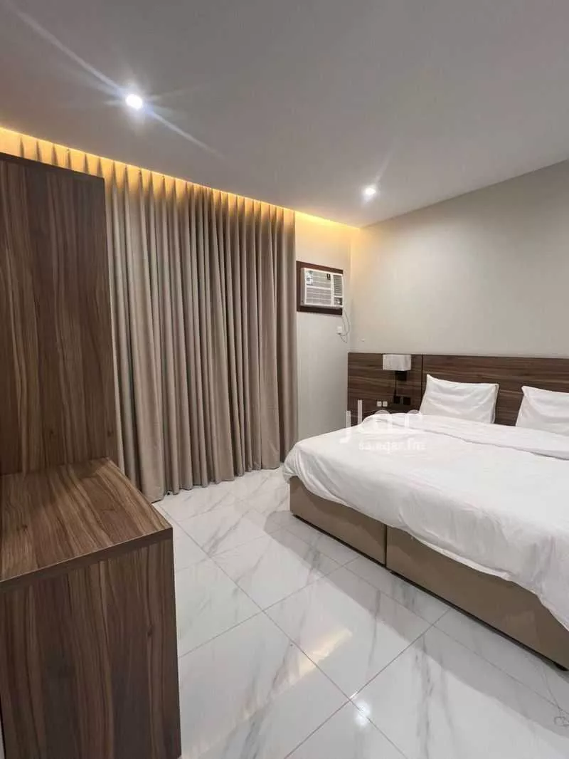 شقة 2 غرف في العزيزية 8