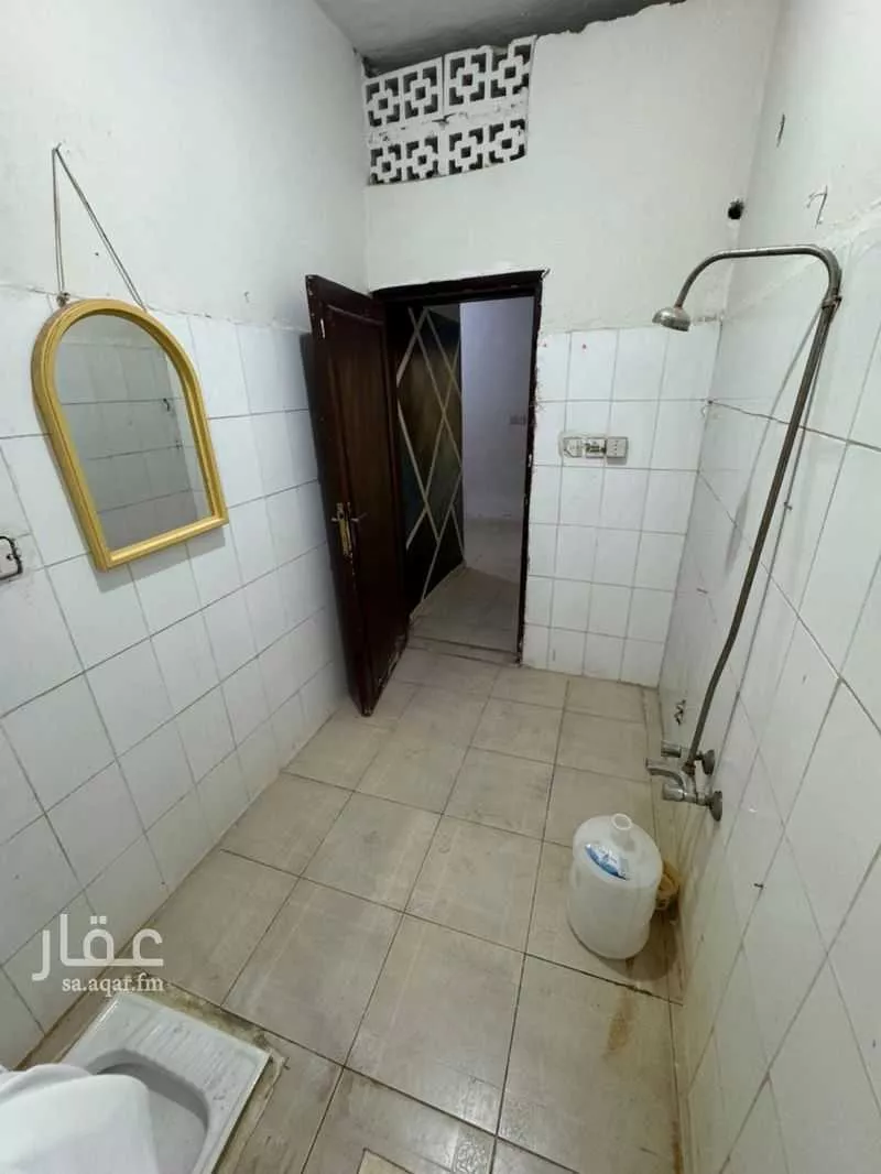 فيلا 5 غرف في الدريهمية 11