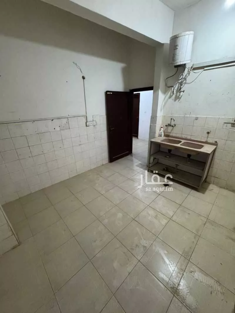 فيلا 5 غرف في الدريهمية 3