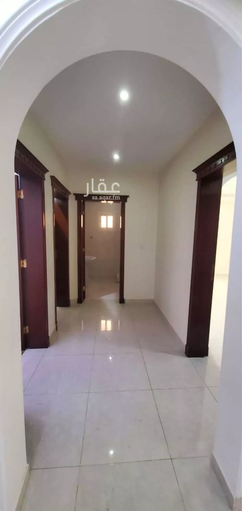 شقة 4 غرف في طيبة 8