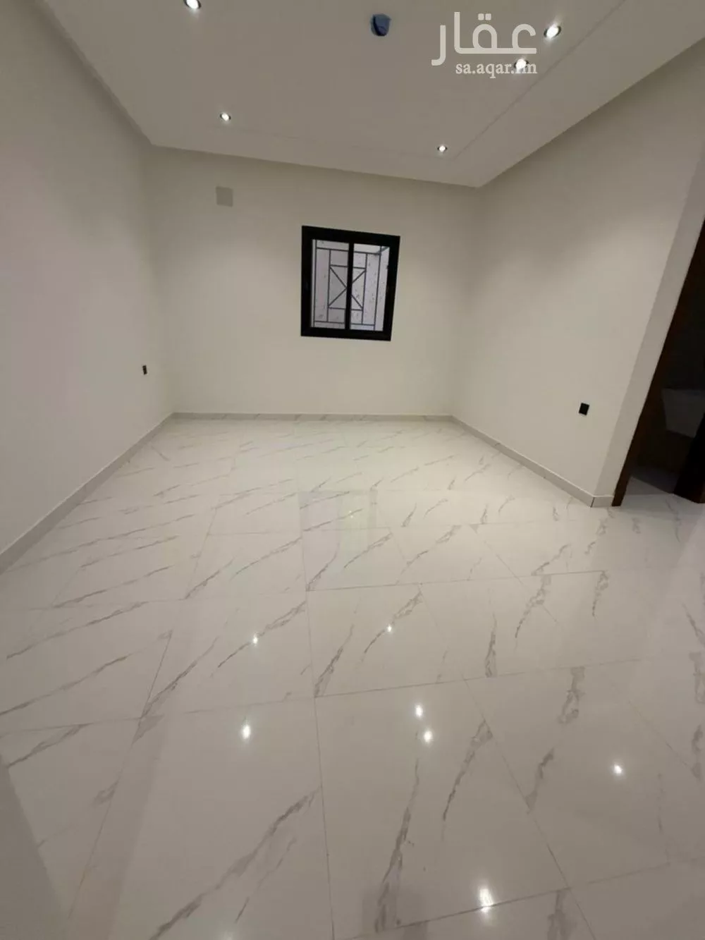 شقة 6 غرف في بدر 3