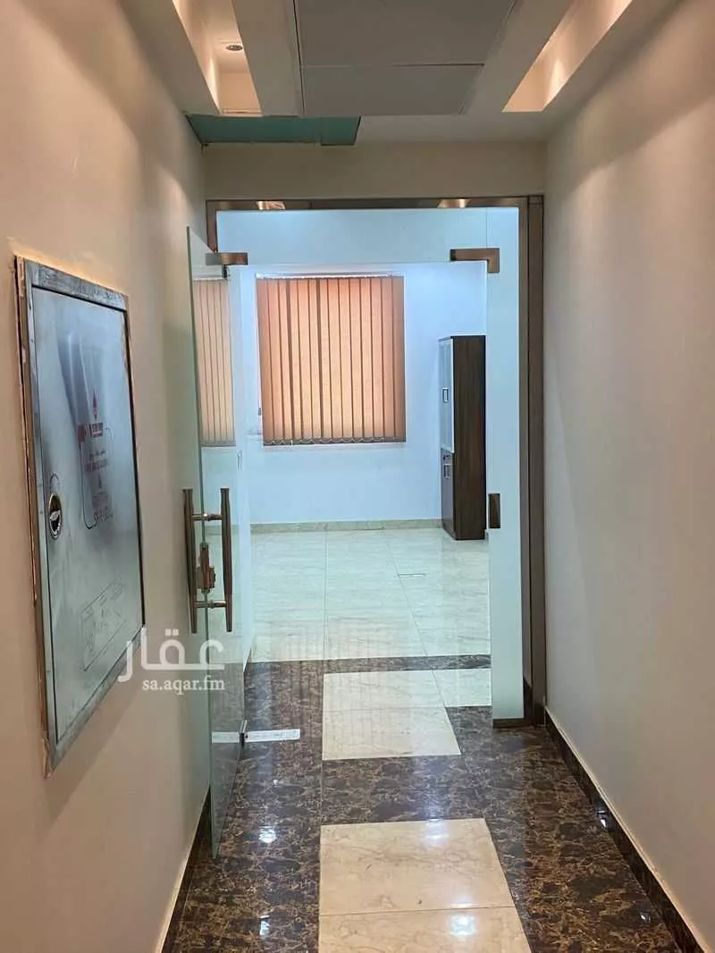 عمارة 690 م² في المنار 6