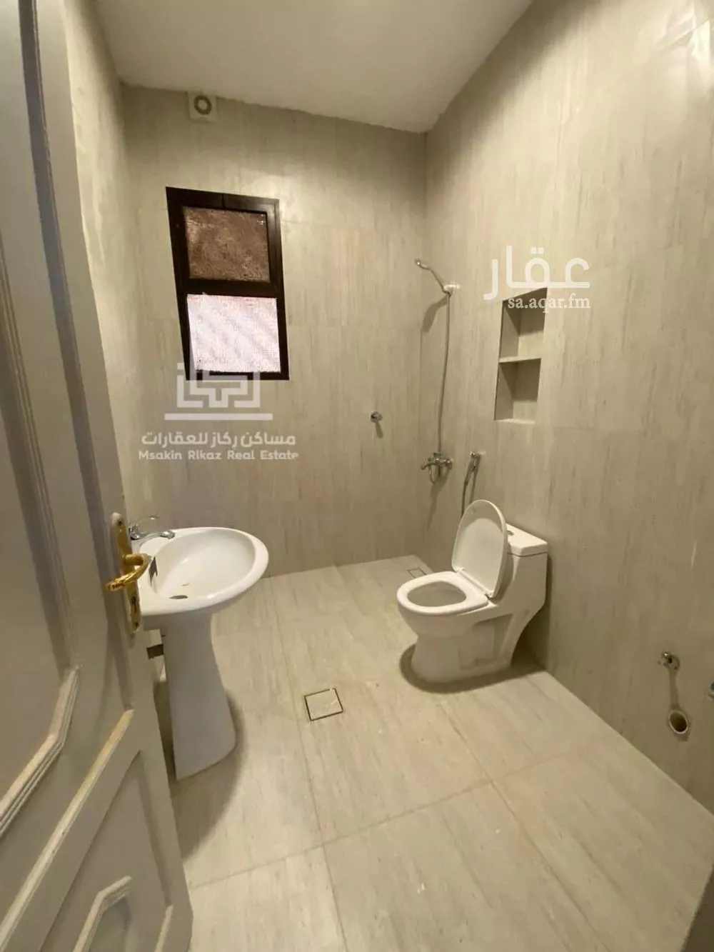 شقة 3 غرف في الروابي 10