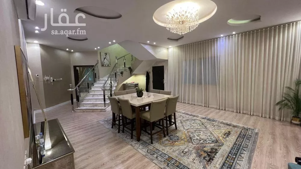 فيلا 6 غرف في العارض 4