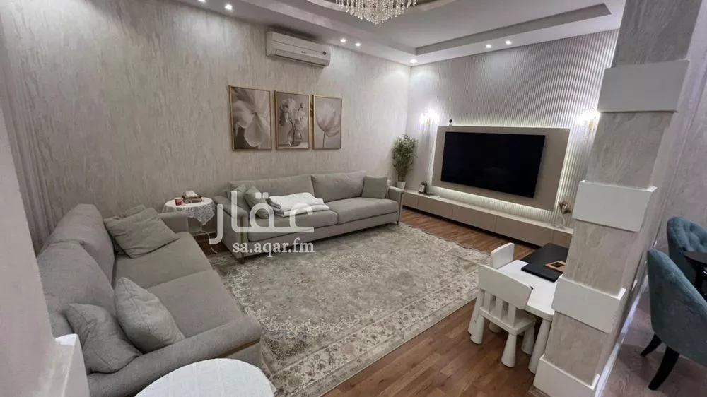 فيلا 6 غرف في العارض 5