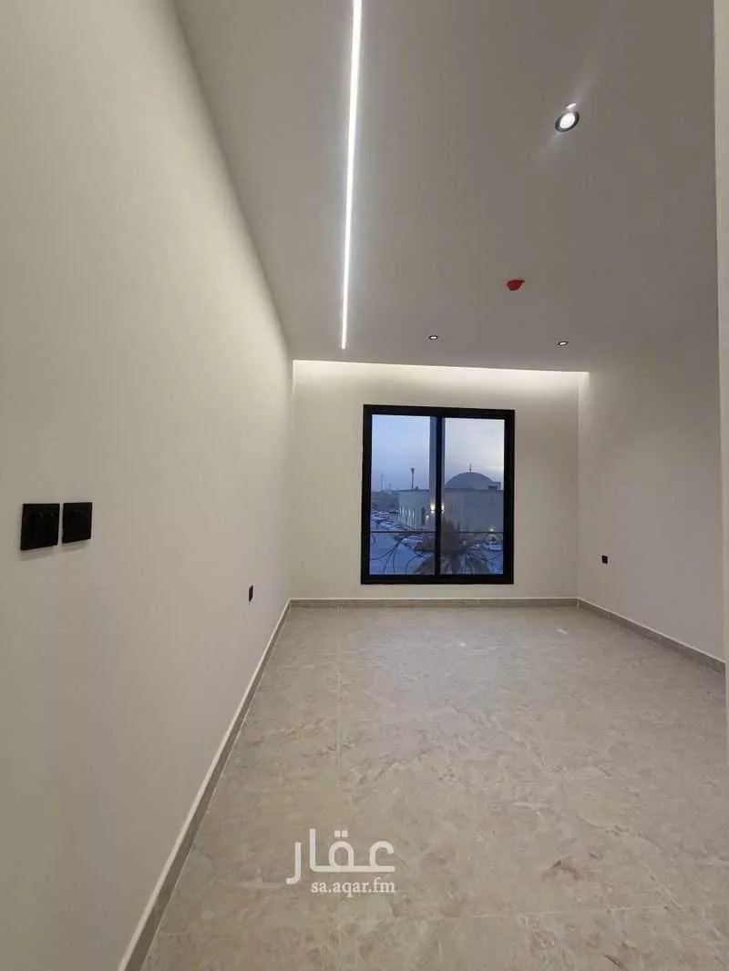 شقة 4 غرف في الروضة 13