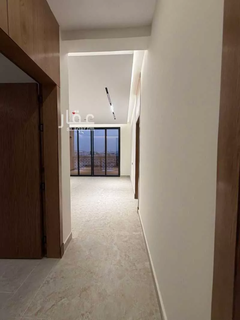 شقة 4 غرف في الروضة 14