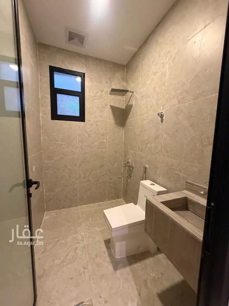 شقة 4 غرف في الروضة 16