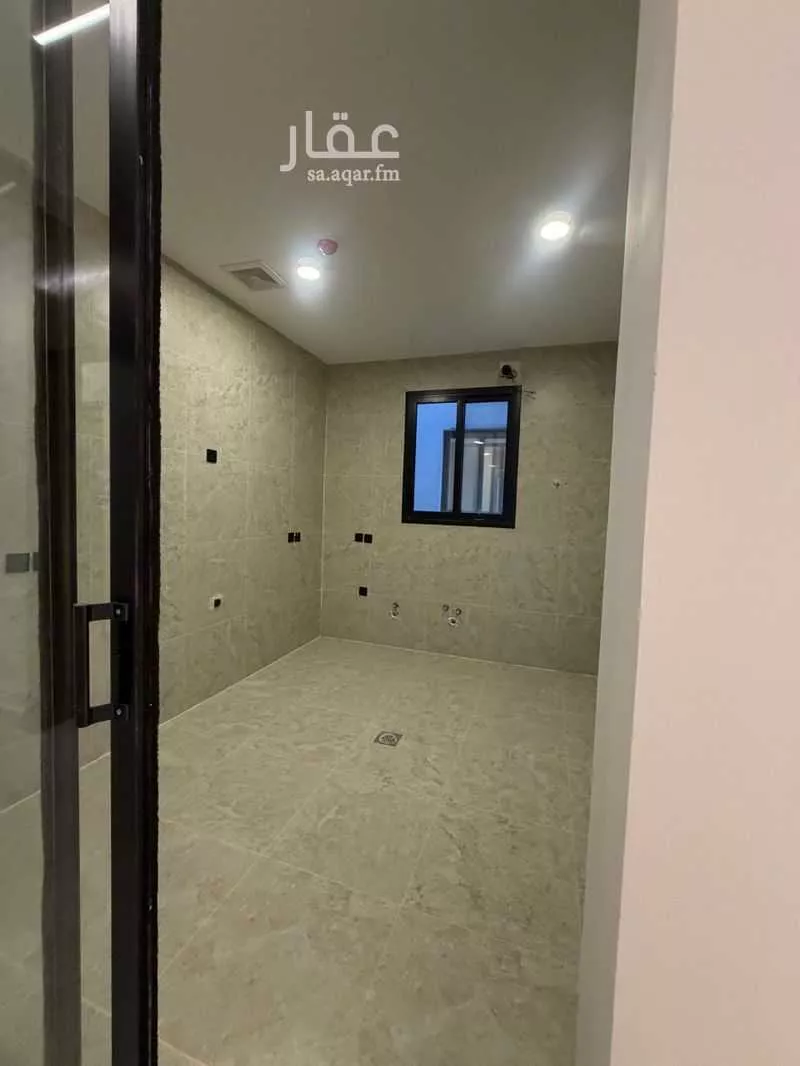 شقة 4 غرف في الروضة 21