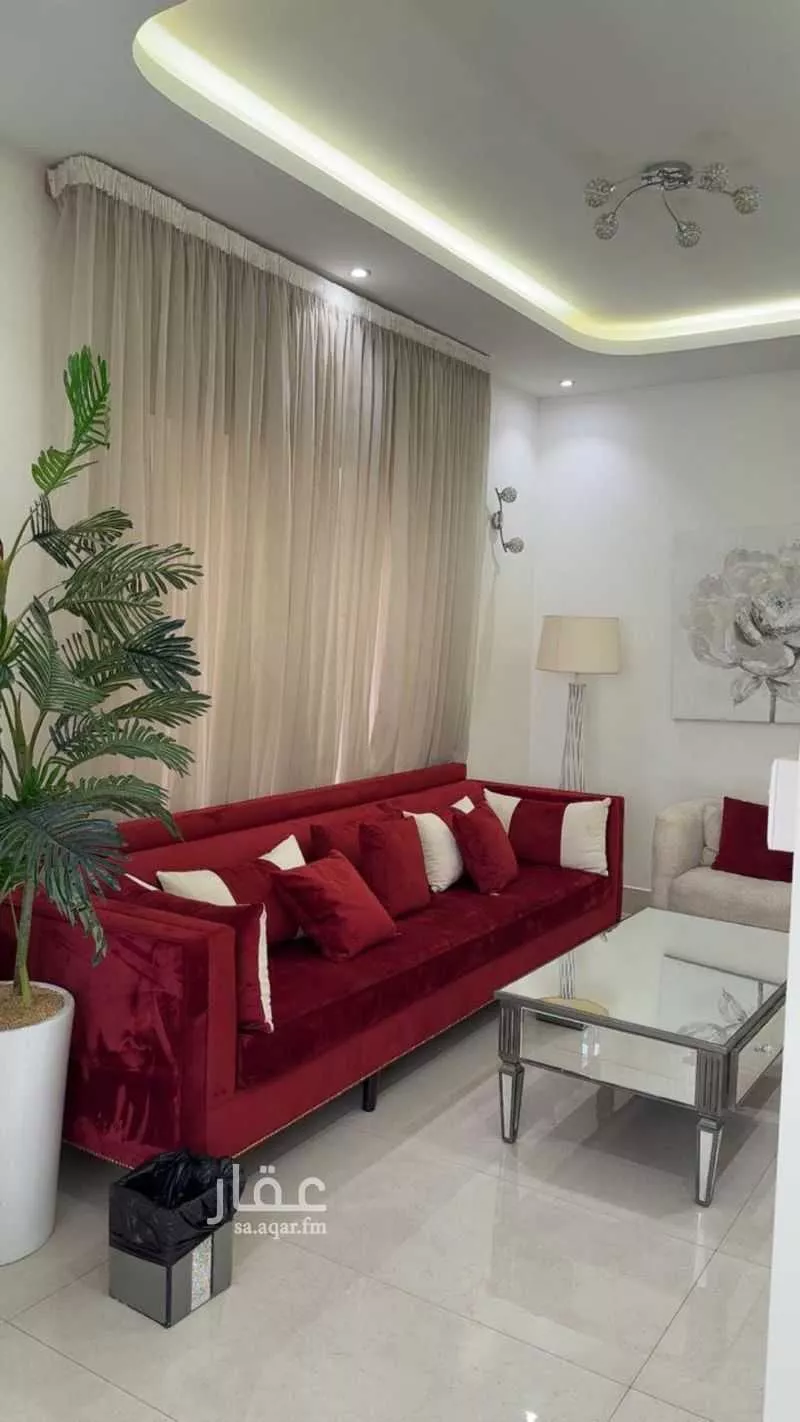 فيلا 8 غرف في العارض 5