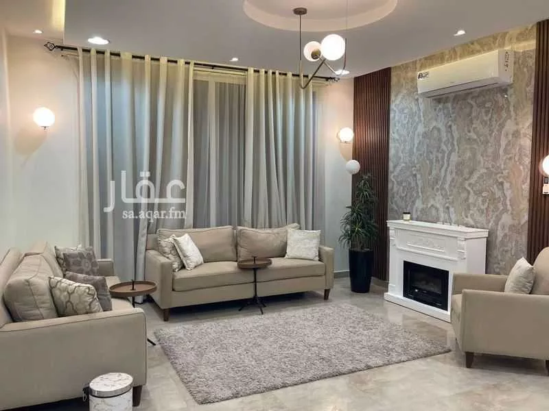 فيلا 8 غرف في العارض 10