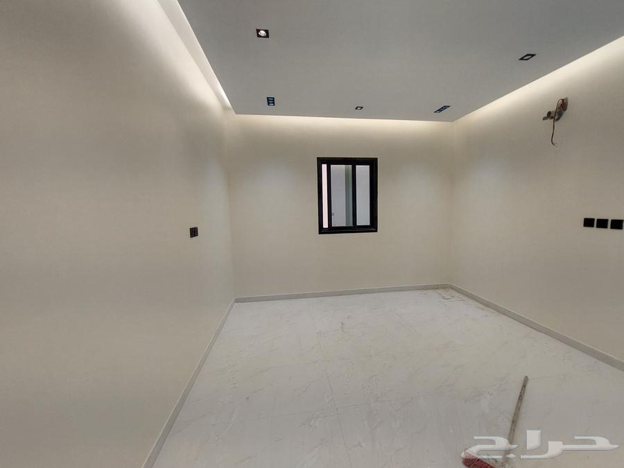 شقة 5 غرف في احد 12