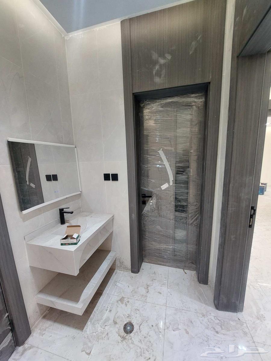 شقة 5 غرف في احد 5