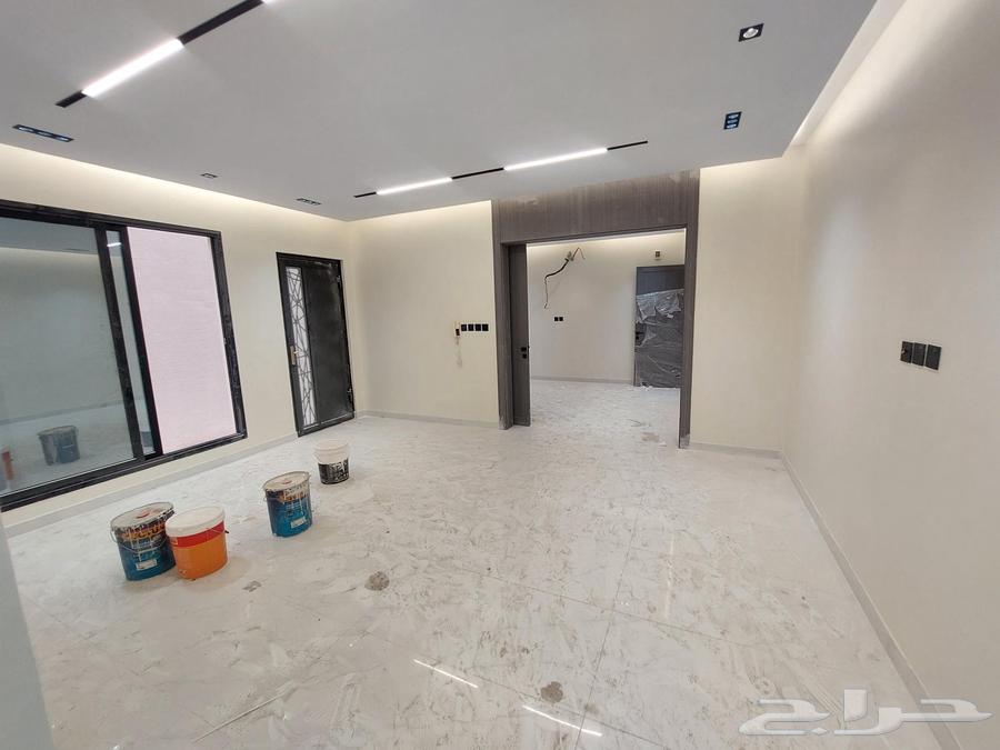 شقة 5 غرف في احد 6