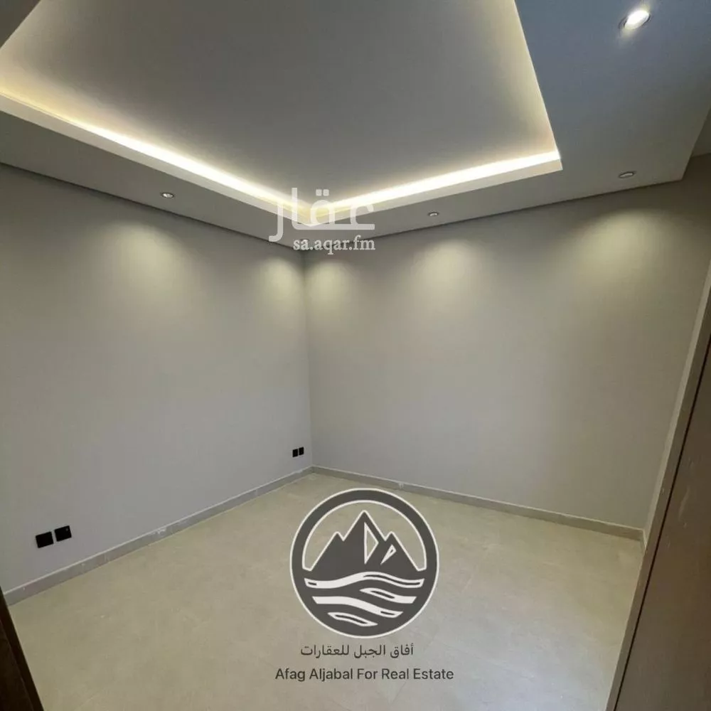 2 bedroom floor in Al Olaya 7
