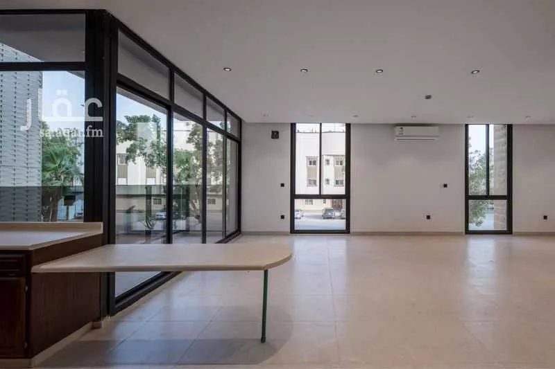 شقة 4 غرف في الازدهار 6