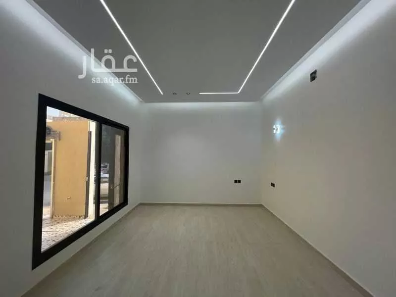 فيلا 6 غرف في العريجاء الوسطى 11