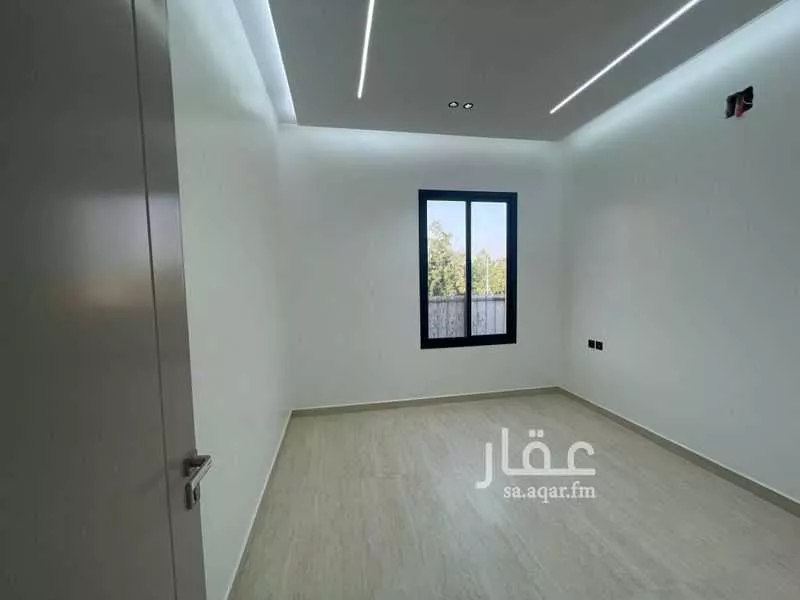 فيلا 6 غرف في العريجاء الوسطى 20