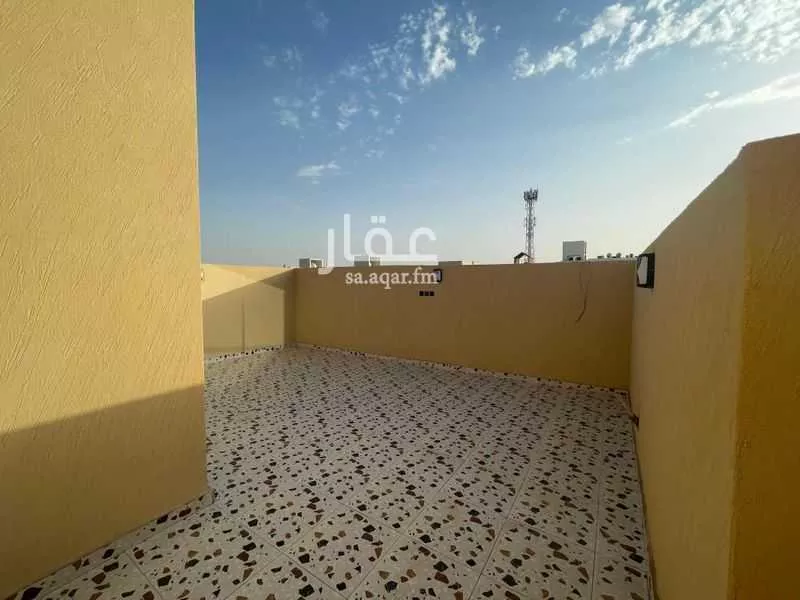 فيلا 6 غرف في العريجاء الوسطى 21