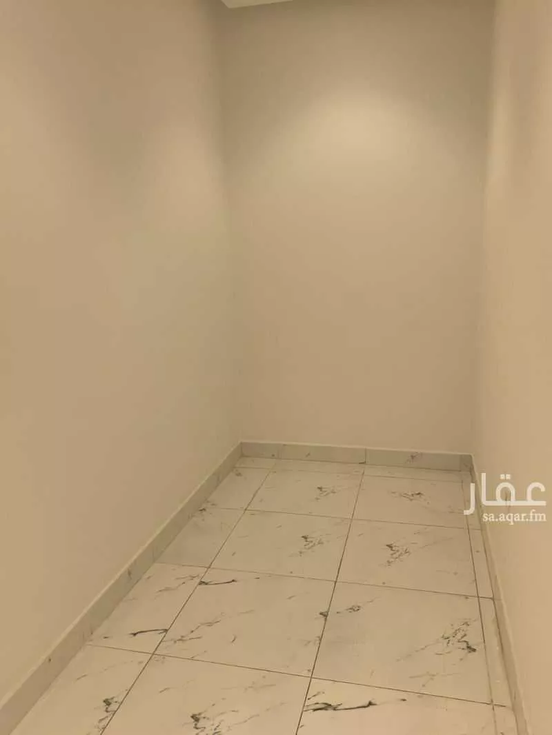 فيلا 7 غرف في العارض 2