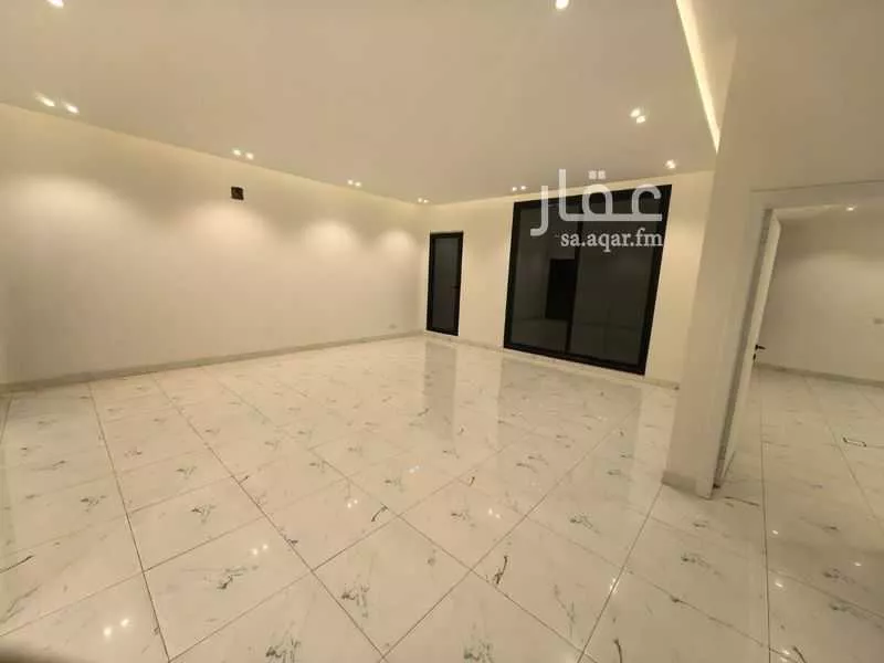 فيلا 7 غرف في العارض 13