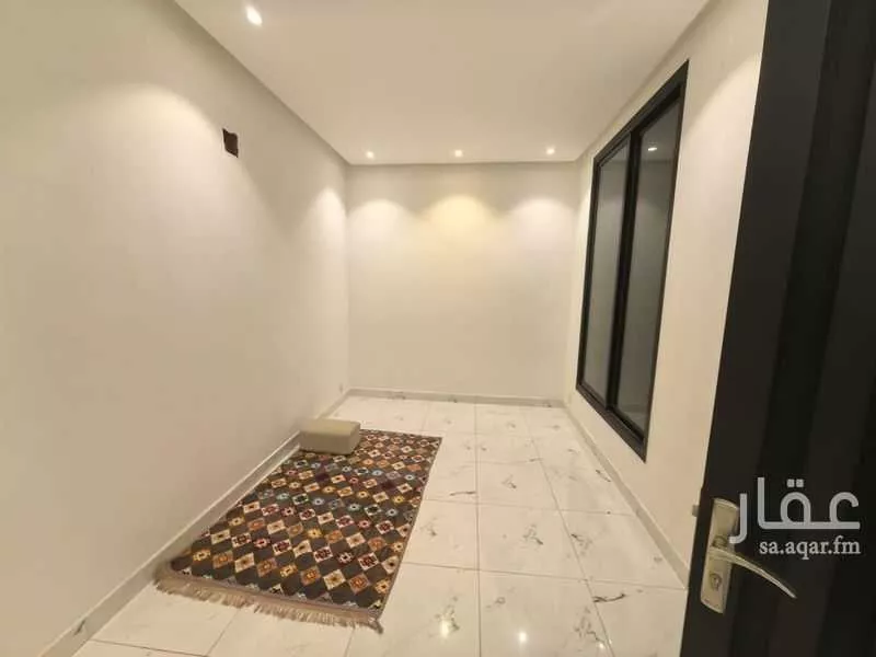 فيلا 7 غرف في العارض 17